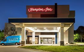 Hampton Inn Kansas City Airport